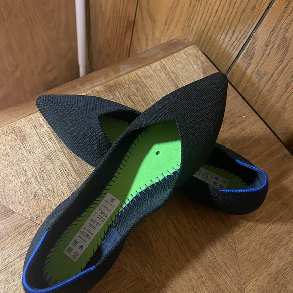 Rothy"s The Point Black Solid Flats -Size (8.5) -Good Condition - Picture 12 of 13